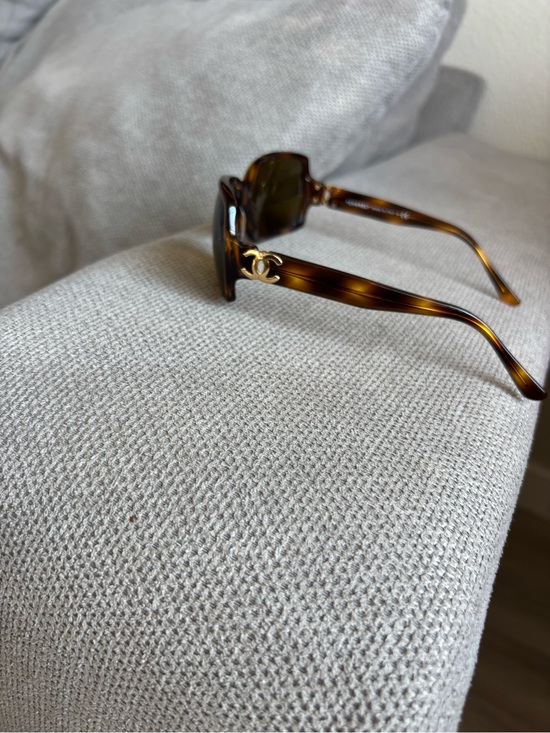 CHANEL Accessories - CHANEL Tortoiseshell Sunglasses with Gold CC Logo